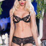 Sexy coordinato tre pezzi - disponibile in nero o rosso | CHILIROSE