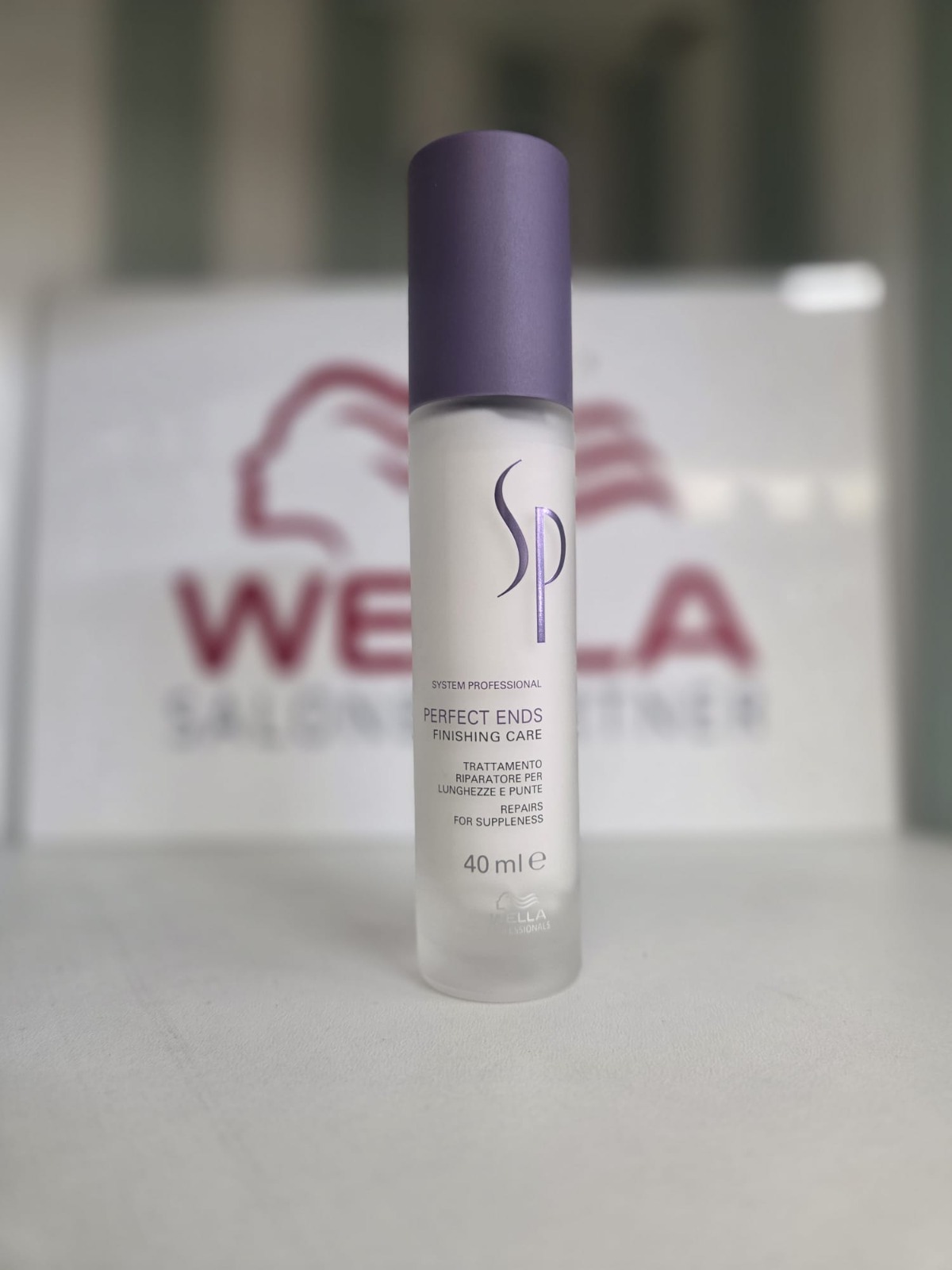 perfect ends finishing care_system professional_prof2_mod.2b-rig.8-id.51572 PERFECT ENDS FINISHING CARE - trattamento riparatore per lunghezze e punte | SYSTEM PROFESSIONAL - immagine 1